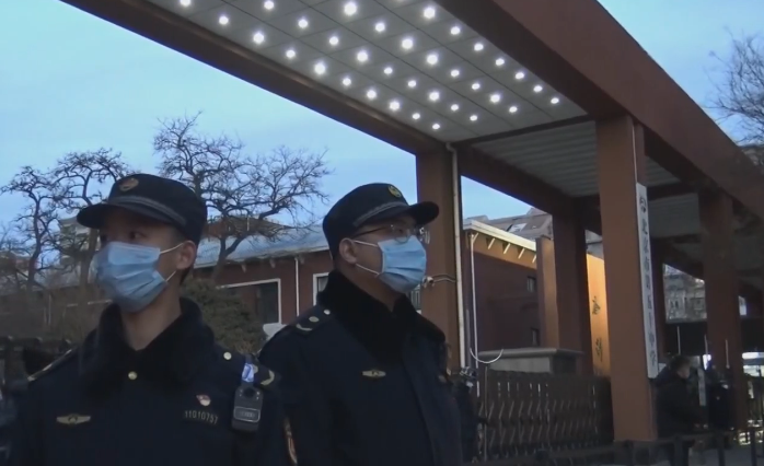 东城城管部门加强校园周边环境秩序监查 全力保障安全顺利开学