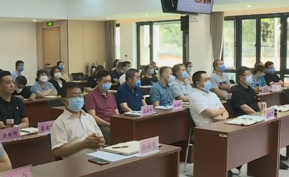 东城环卫中心深入学习贯彻市第十三次党代会精神