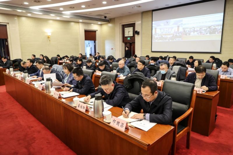 东城区委召开学习贯彻习近平新时代中国特色社会主义思想主题教育领导小组第五次（扩大）会议 (3).jpg