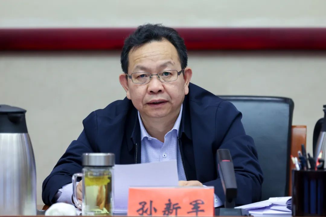 孙新军主持召开月度工作点评会，强调要大兴调查研究之风，推动全区各项工作走在全市前列3.jpg