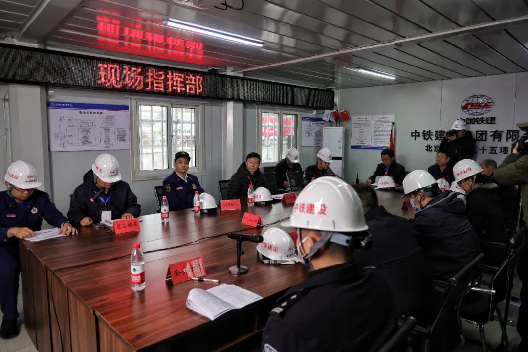 超高层着火怎么办？看东城救援应急演练，全程高能！13.jpg