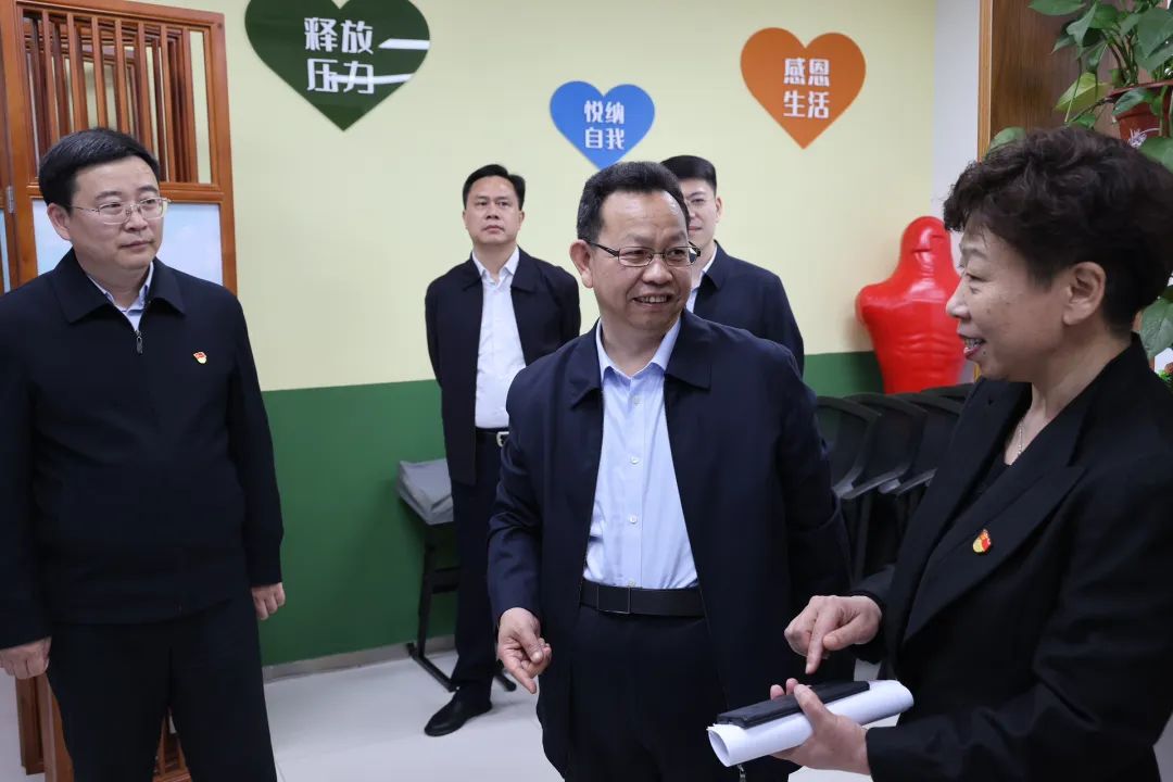 孙新军调研接诉即办工作时强调，始终以赶考姿态回应和办好每一件民生“小事”.jpg