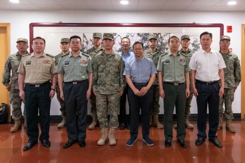 坚持军地互学互促，健全城连共建长效机制！孙新军与红其拉甫边防连官兵代表座谈3.jpg