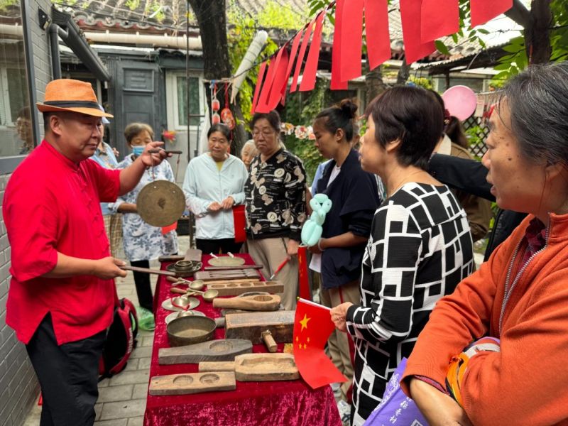 王府井前门成节日“顶流”！652万人逛东城，客流、销售双增长 (20).jpg
