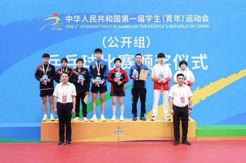 厉害了！东城乒乓小将为北京夺得首届学青会首金！ (6).jpg