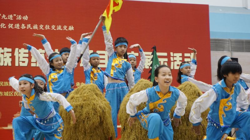 雪垒、大象拔河……这些民族传统体育，你一定没见过 (5).jpg