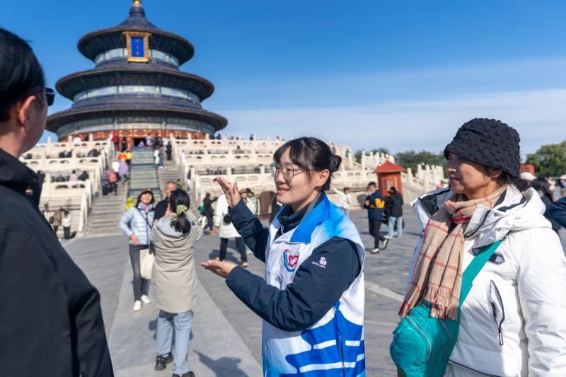 东城因你而美___中轴线上的蓝色身影 (18).jpg