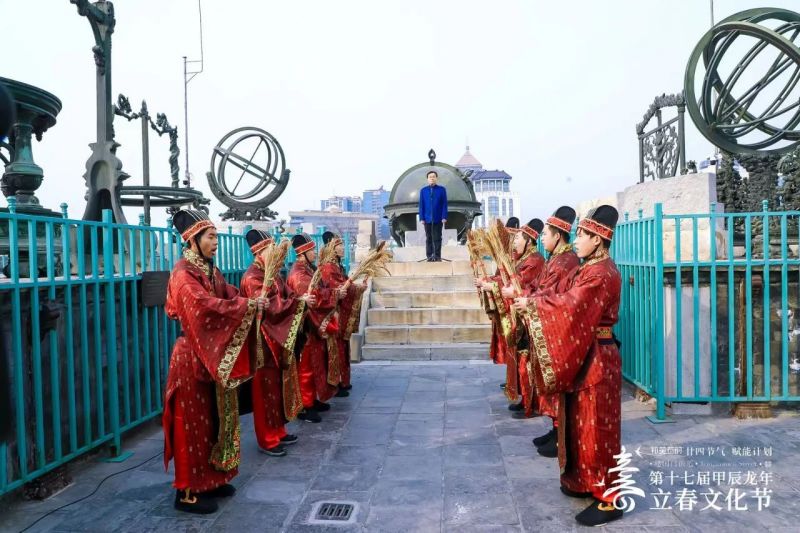 “鞭打春牛”迎立春,东城发布“和美有时”廿四节气赋能计划 (9).jpg