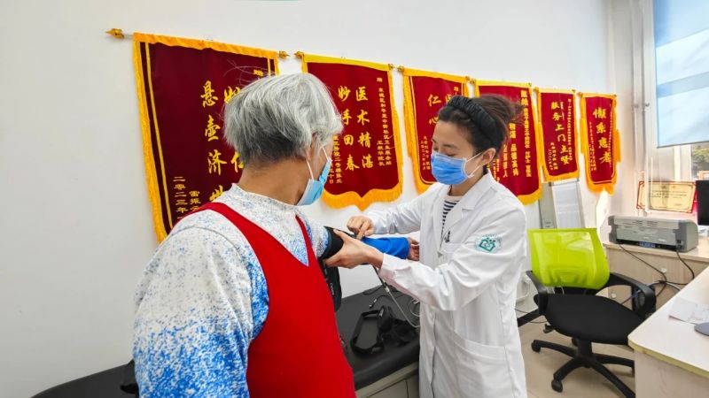 家门口看“专家号”！东城新添6个社区专病特色科室，在这里 (4).jpg