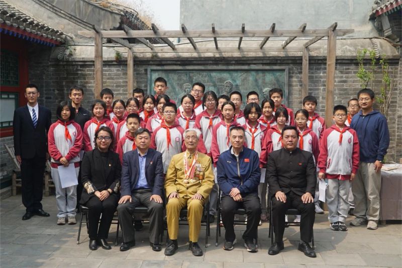 全民阅读走进东城红色旧址，用阅读丈量恢弘历史，用青春书写红色东城 (16).jpg