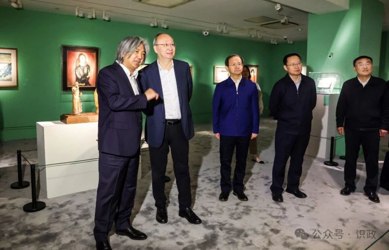 以培育和发展新质生产力促进文化市场繁荣！尹力就推动我市文化市场发展到东城区调研 (1).jpg