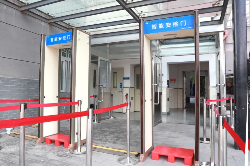 为“平安高考”，东城全力以“护”！加油吧！少年 (1).jpg