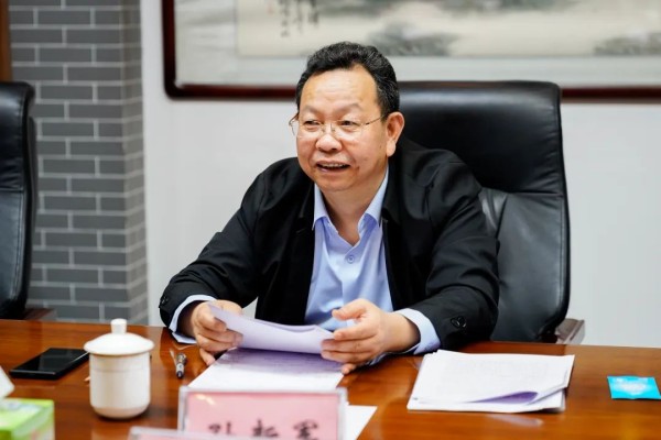 孙新军到景山街道调研，强调要把资源禀赋转化为高质量发展优势3.jpg