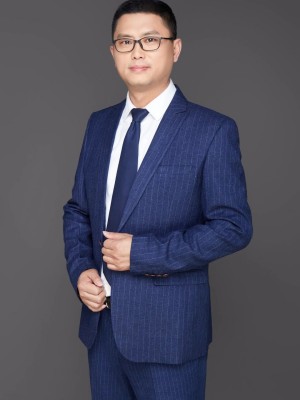 吴 坚.jpg