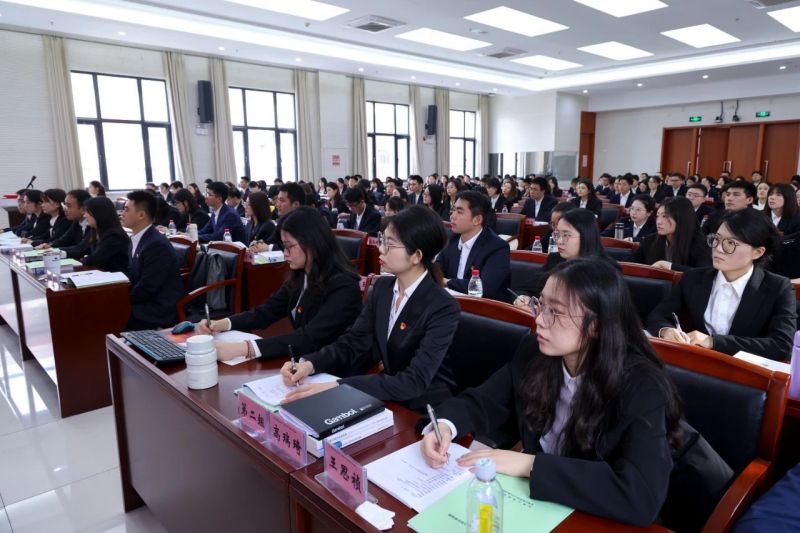 孙新军为东城区2024年公务员初任培训班学员讲授“开学第一课” (4).jpg