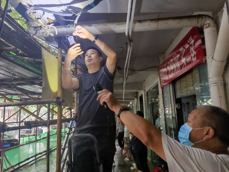 坚守，奋战！东城全力以赴应对强降雨13.jpg