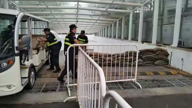 坚守，奋战！东城全力以赴应对强降雨23.jpg
