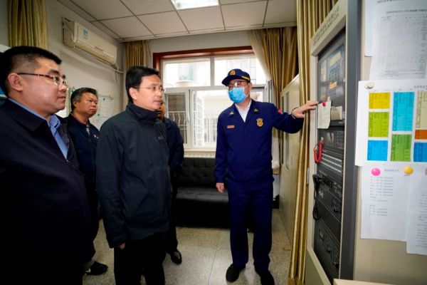 强化隐患排查 严守安全底线 (2).jpg