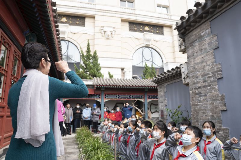 开展群众路线教育实践活动、“三严三实”专题教育、“两学一做”学习教育、“不忘初心、牢记使命”主题教育、党史学习教育 (2).jpg