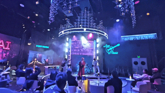 走！ 景山新逛→19.gif