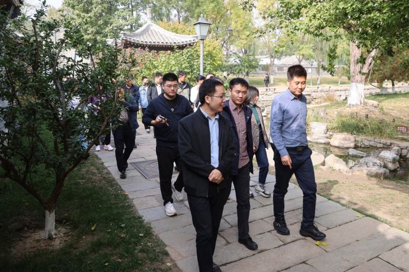 2023年“聚力共建 文明北京”交流互鉴活动走进东城，品味文化文明魅力 (3).jpg