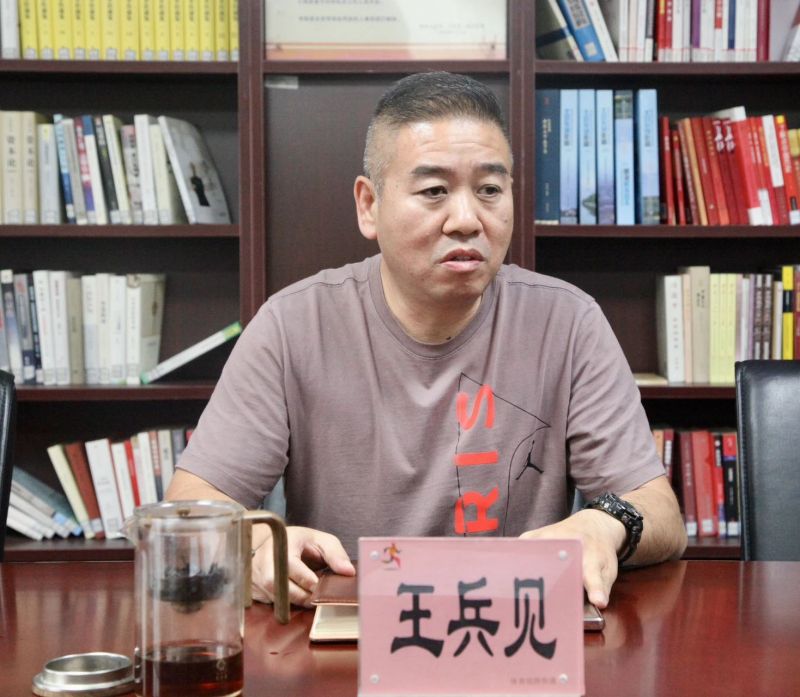 体育馆路街道召开违规电动三四轮车综合治理第十二次调度会 (4).jpg