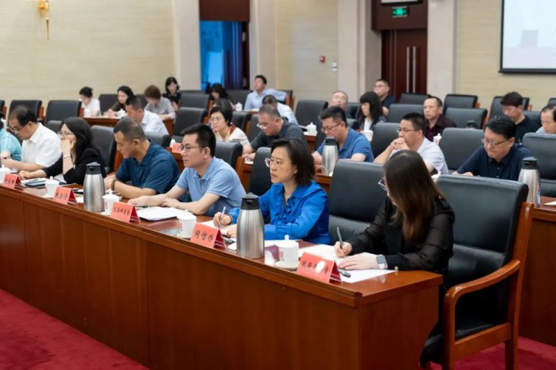 东城区召开全区领导干部大会，传达学习全市半年工作会议精神并部署贯彻落实工作3.jpg