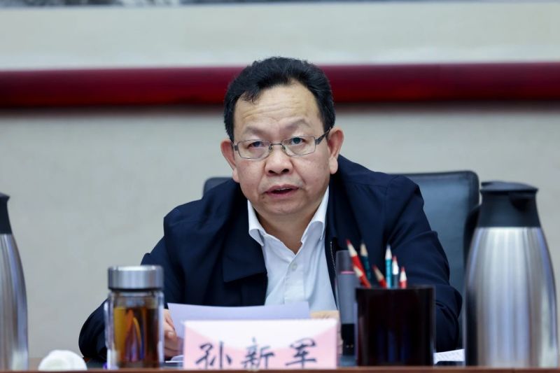 以发展实际成效检验主题教育成果！全区主题教育工作推进会召开，审议通过“四下基层”相关安排 (2).jpg