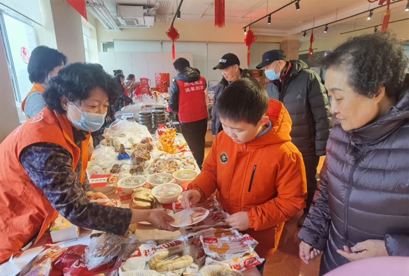 “惠老大集”年货节热闹开市，主打一个好吃好玩价格“香” (8).jpg