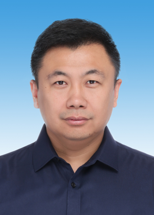 石崇远.png