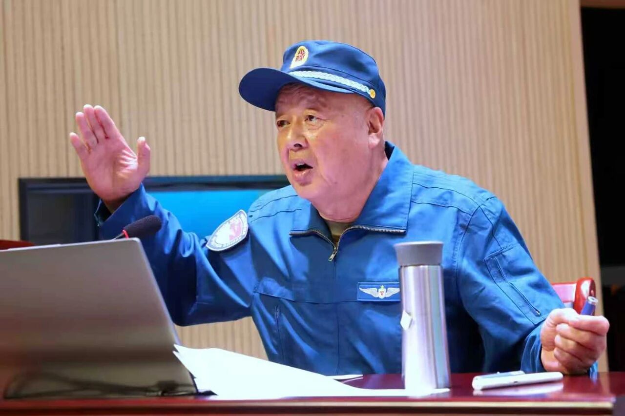 微信图片_2025-10-15_174535_902.jpg 微信图片_2025-10-15_174535_902.jpg